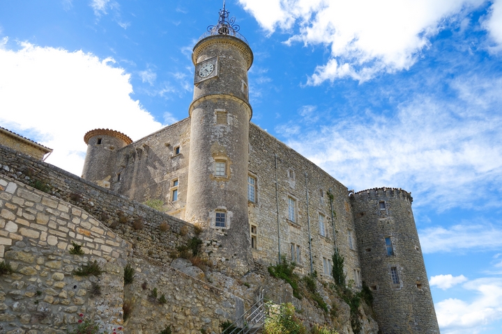 château Lussan
