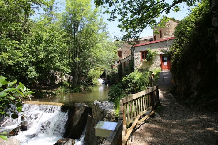 Le Moulin à Papier de Brousses et Villaret