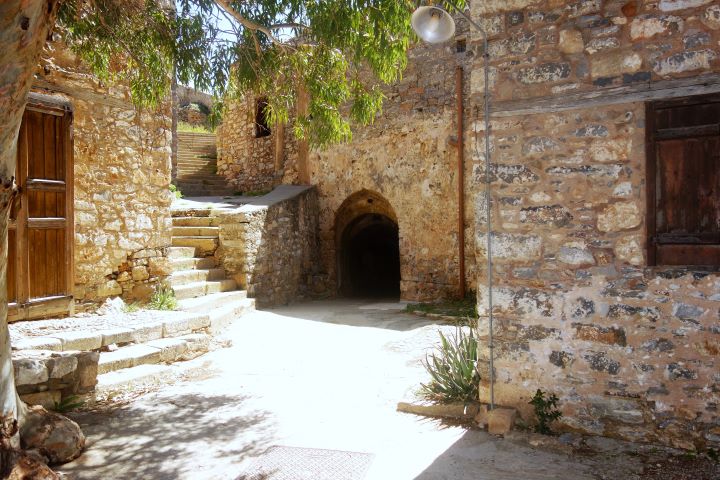 Le tunnel des larmes Spinalonga