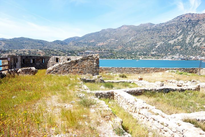 Le cimetière de l'île Spinalonga