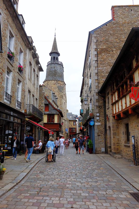 La tour de l'horloge, Dinan