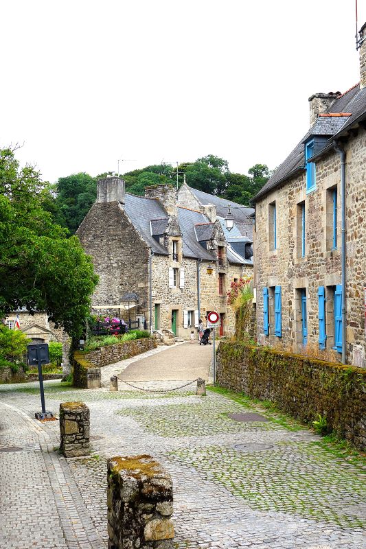 Le bourg de Léhon, Dinan