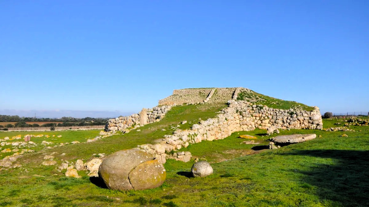 L'Autel préhistorique du Mont d'Accoddi, Sardaigne