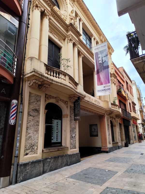 Le centre de lecture, Reus