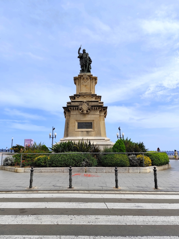 Monument à Roger de Llúria, Tarragone
