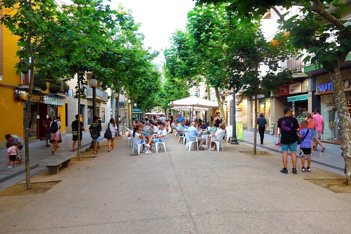 Les rues commerçantes de Blanes