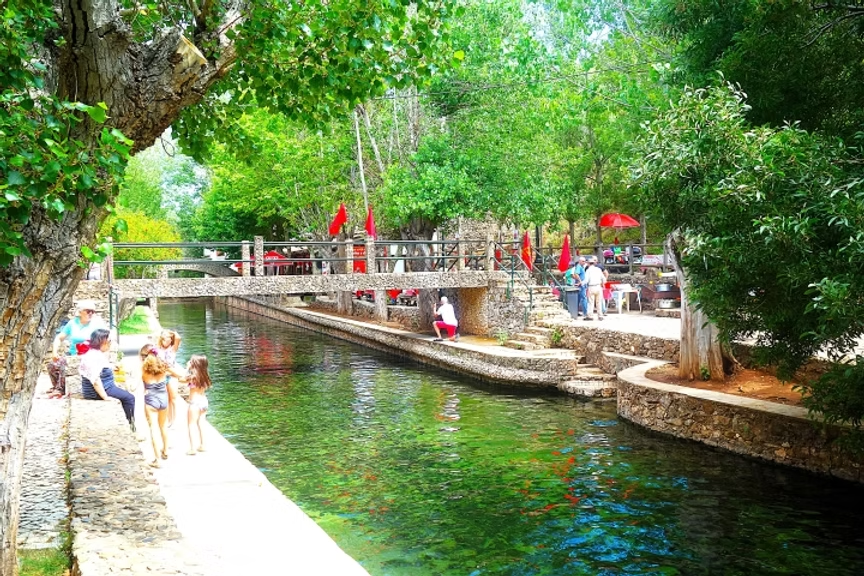 Fonte Grande et à la Fonte Pequena Alte, Algarve 