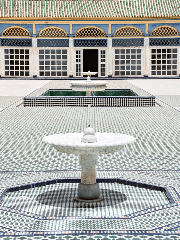 Cour et jardins du palais de la Bahia à Marrakech