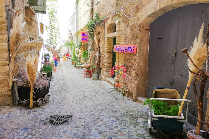 Le village de Pézenas