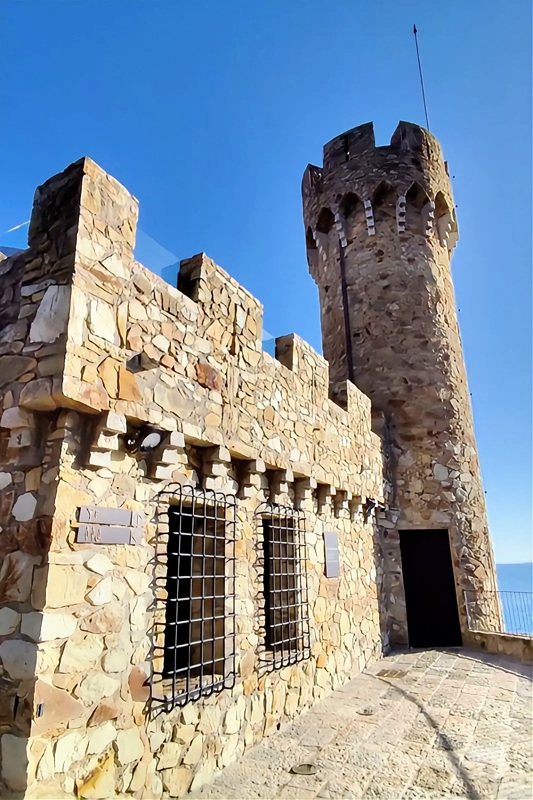 Castell d’en Plaja