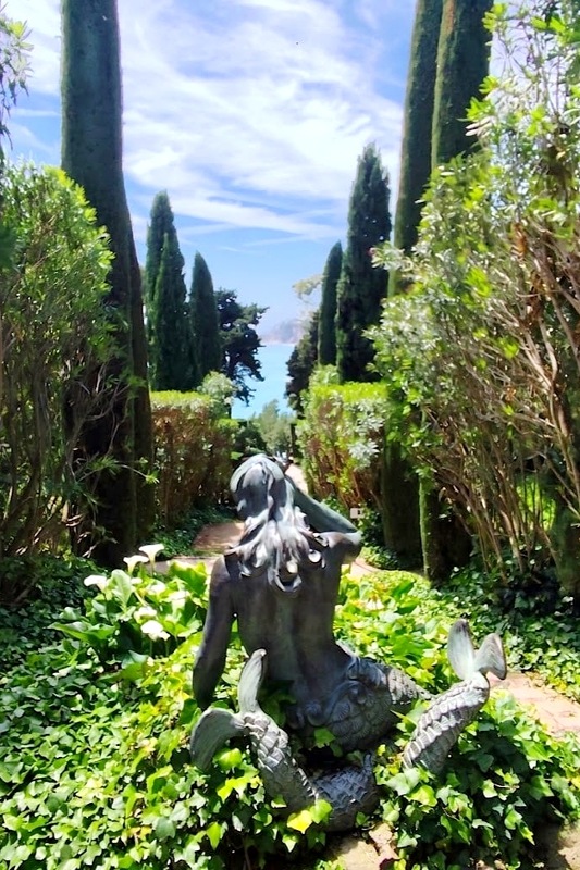 L'escalier des Sirènes, point de vue iconique des jardins de Santa Clotilde, Lloret de Mar