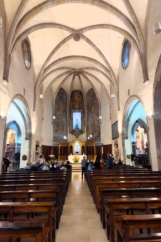 Intérieur de l’église Sant Romà LLoret de Mar