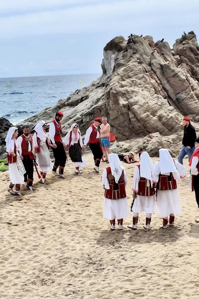 La Festa Major de Lloret de Mar avec ses danses catalanes et animations, Costa Brava