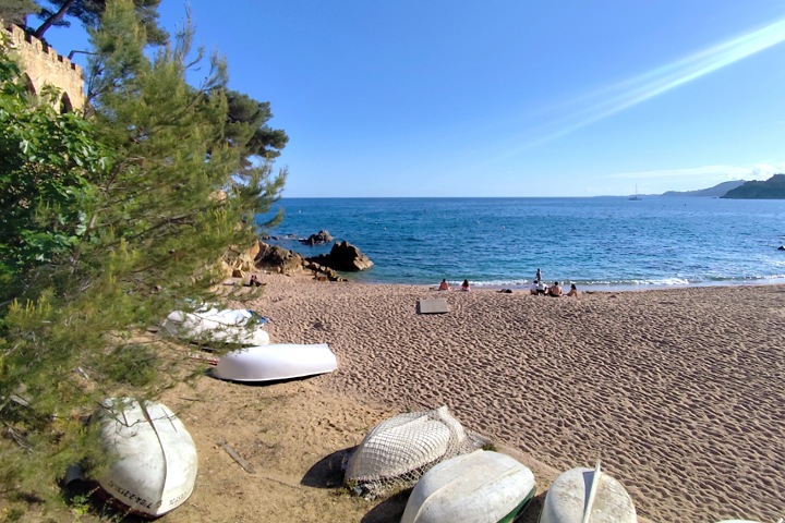 Vue sur Sa Caleta depuis le Castell d'en Plaja, Lloret de Mar, Costa Brava