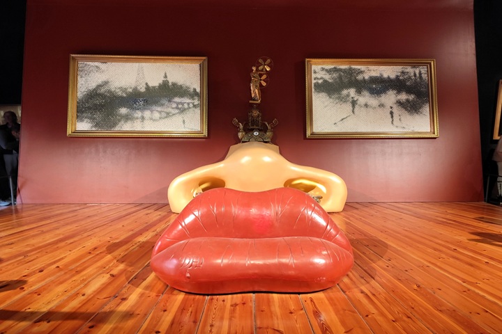 Théâtre-Musée Dalí