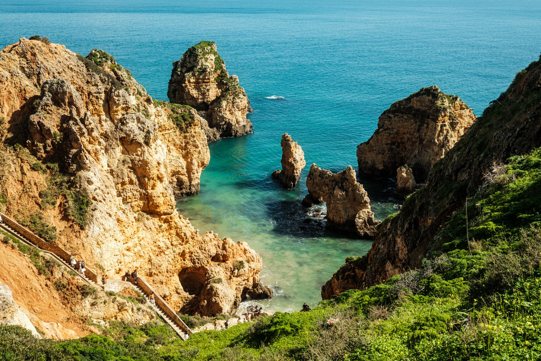 dramatic cliffs at ponta da piedade algarve